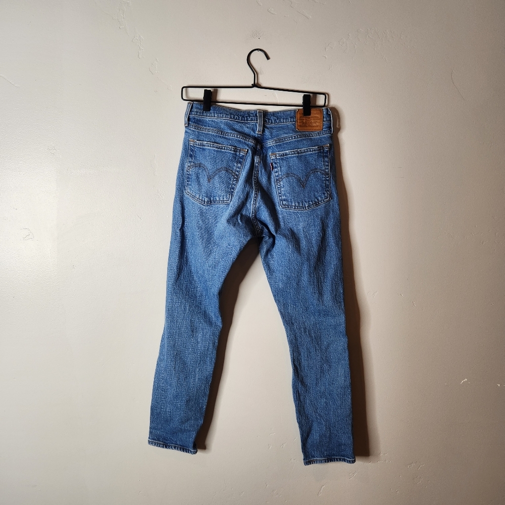 Levi's Premium‎ Wedgie Jeans Distressed Knee Size 28 - Picture 4 of 8